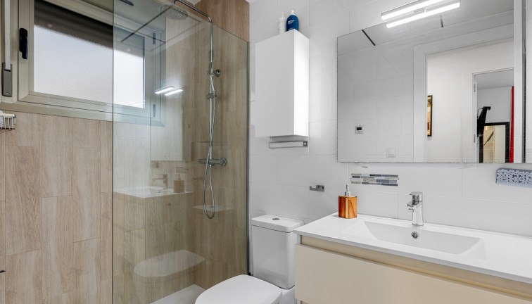 Reventa - Chalet - Orihuela Costa - Villamartín