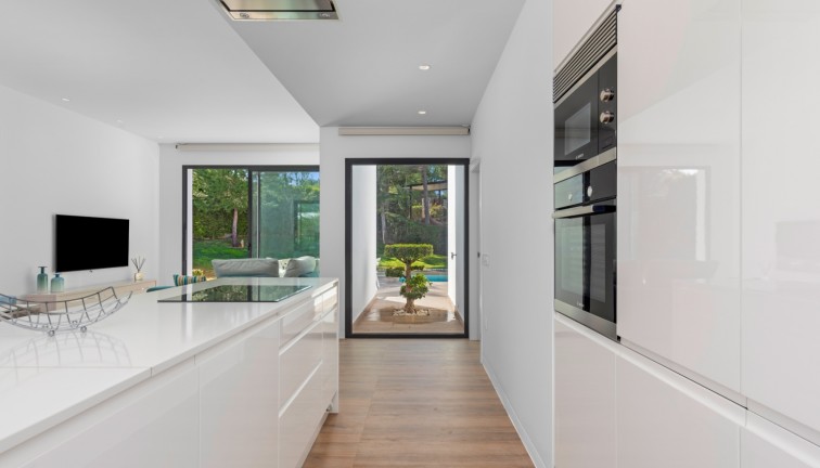 Resale - Chalet - Las Colinas