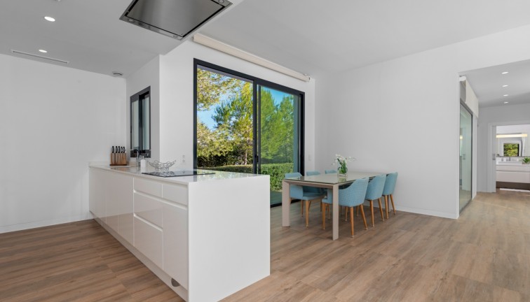 Resale - Chalet - Las Colinas