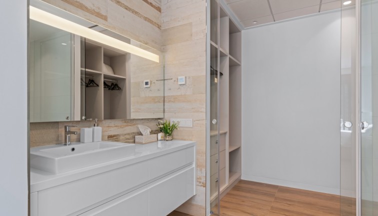 Resale - Chalet - Las Colinas