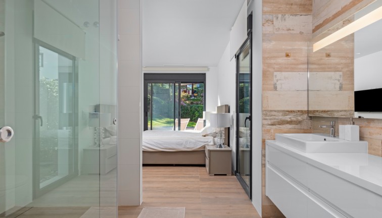 Resale - Chalet - Las Colinas