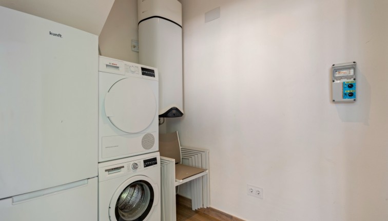 Resale - Chalet - Las Colinas