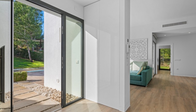 Resale - Chalet - Las Colinas