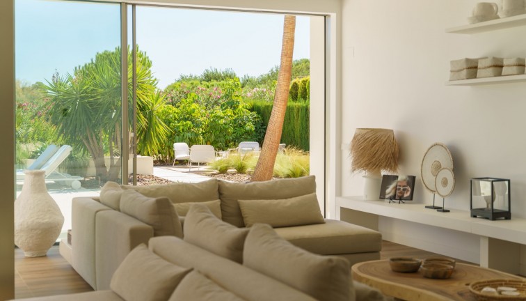 Resale - Chalet - Las Colinas