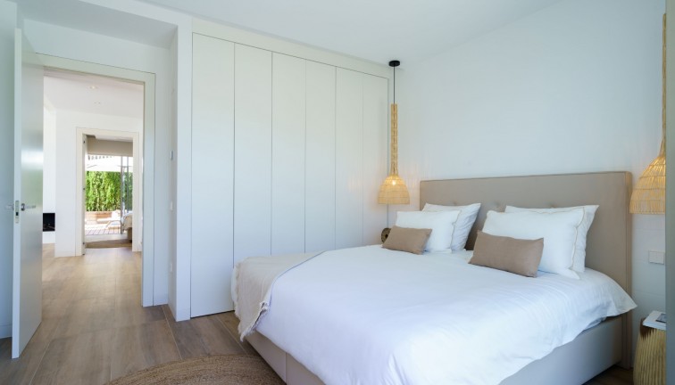 Resale - Chalet - Las Colinas