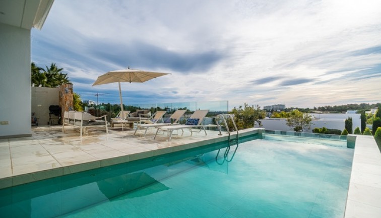 Jälleenmyynti - Erillistalo - Orihuela - Las Colinas