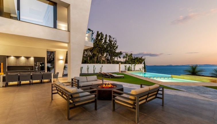 Jälleenmyynti - Erillistalo - Orihuela Costa - Cabo Roig