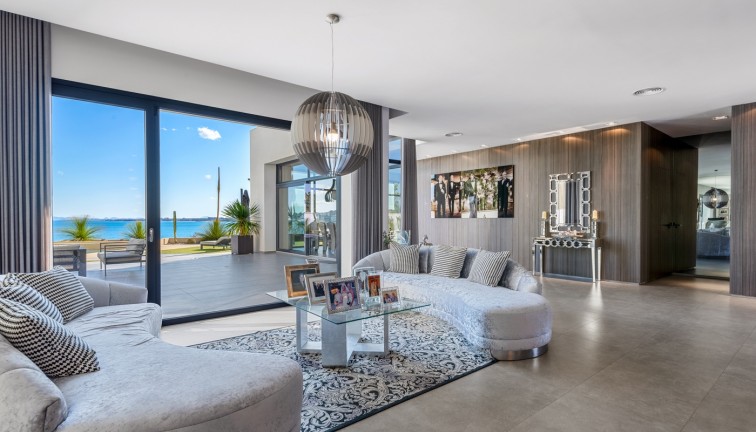 Jälleenmyynti - Erillistalo - Orihuela Costa - Cabo Roig