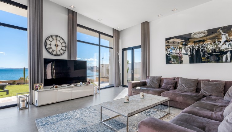 Jälleenmyynti - Erillistalo - Orihuela Costa - Cabo Roig