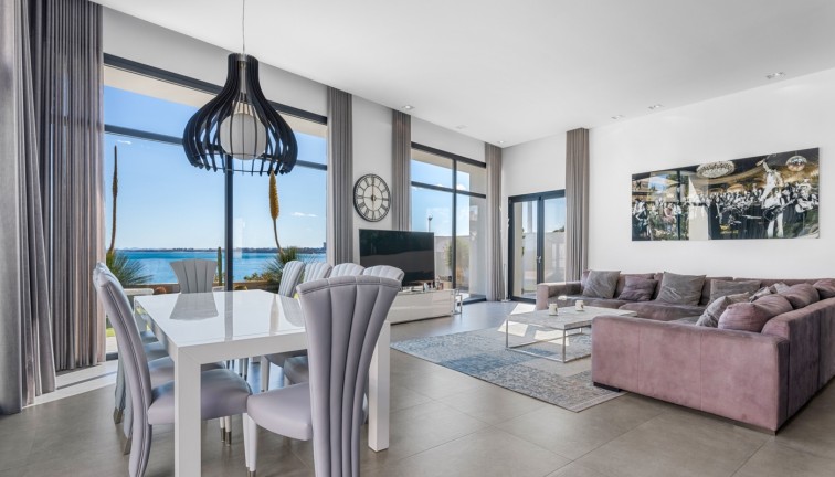 Jälleenmyynti - Erillistalo - Orihuela Costa - Cabo Roig