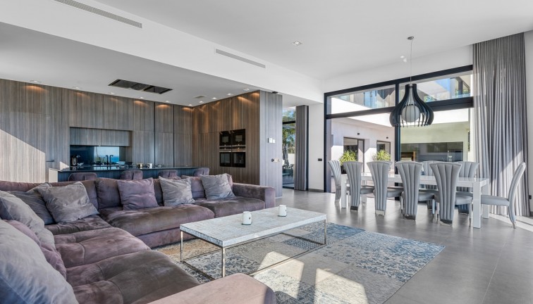 Jälleenmyynti - Erillistalo - Orihuela Costa - Cabo Roig