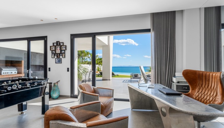 Jälleenmyynti - Erillistalo - Orihuela Costa - Cabo Roig