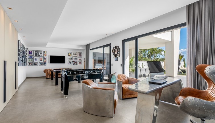 Jälleenmyynti - Erillistalo - Orihuela Costa - Cabo Roig