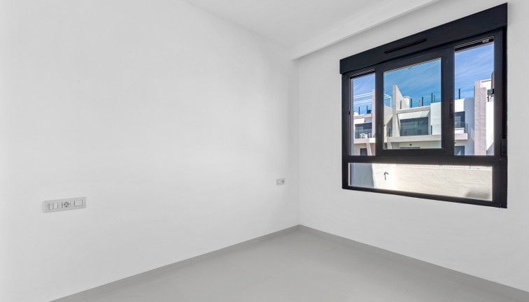 Jälleenmyynti - Bungalow - San Miguel de Salinas