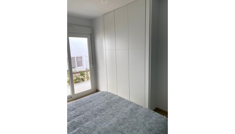 Reventa - Apartamento / piso - Pilar de la Horadada