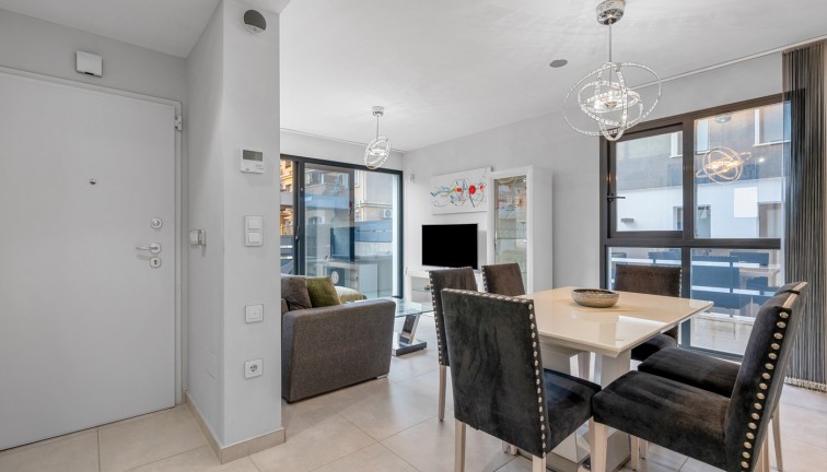 Resale - Chalet - Orihuela Costa