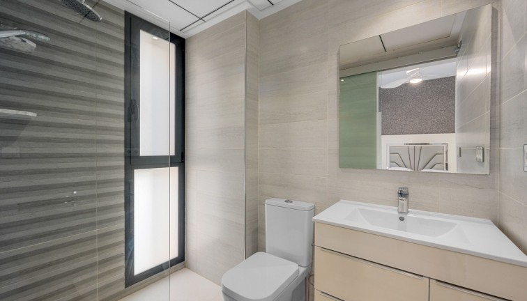 Resale - Chalet - Orihuela Costa