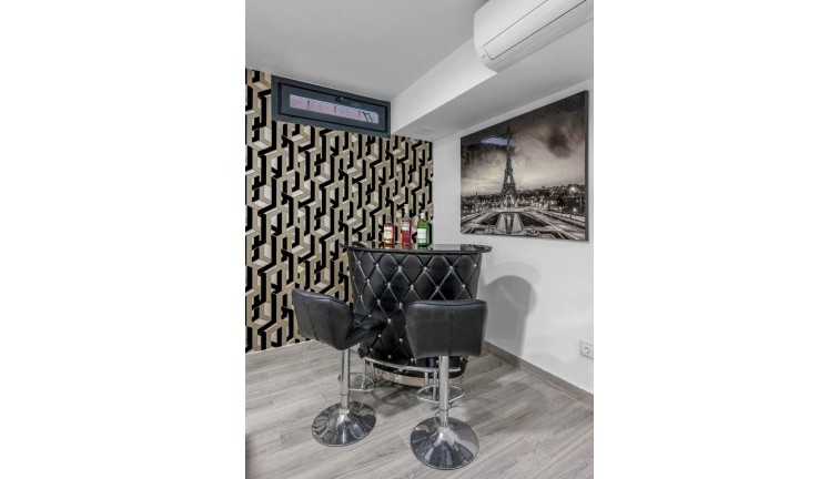 Resale - Chalet - Orihuela Costa