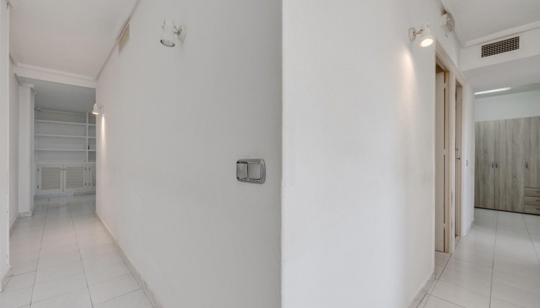 Reventa - Apartamento / piso - Torrevieja