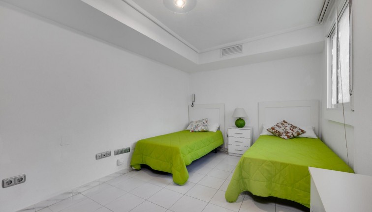 Reventa - Apartamento / piso - Torrevieja