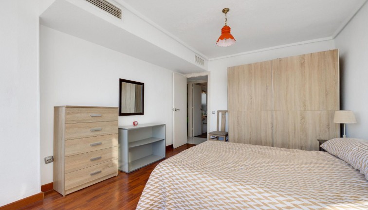 Reventa - Apartamento / piso - Torrevieja