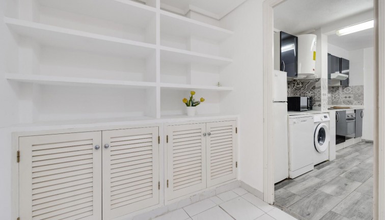 Reventa - Apartamento / piso - Torrevieja