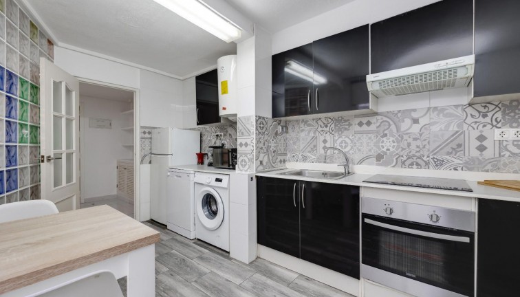 Reventa - Apartamento / piso - Torrevieja