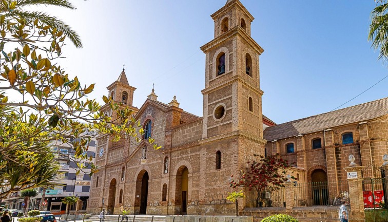 Reventa - Apartamento / piso - Torrevieja