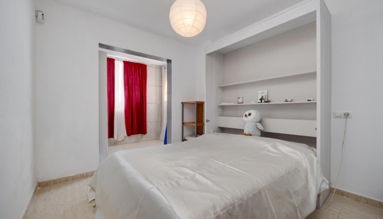 Reventa - Apartamento / piso - Torrevieja - San Luis