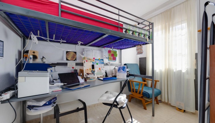 Reventa - Apartamento / piso - Torrevieja - San Luis