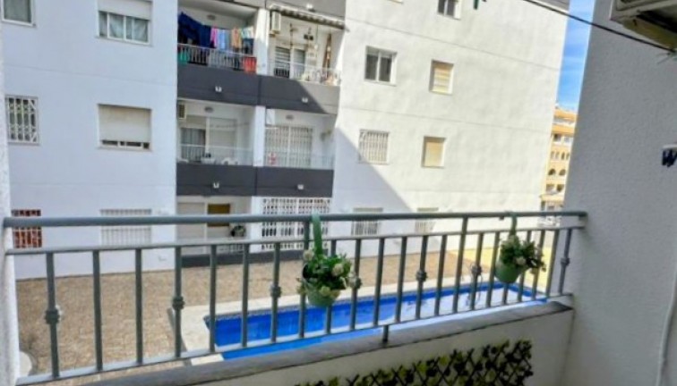 Resale - Apartment - Torrevieja