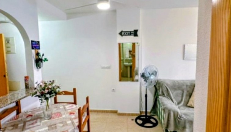 Resale - Apartment - Torrevieja