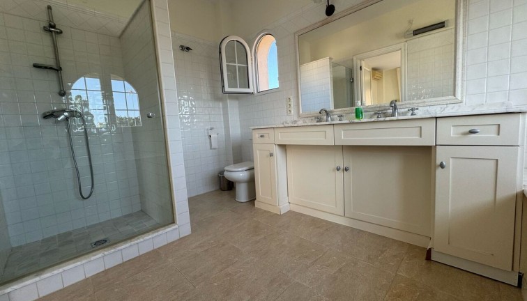 Resale - Chalet - Playa Flamenca