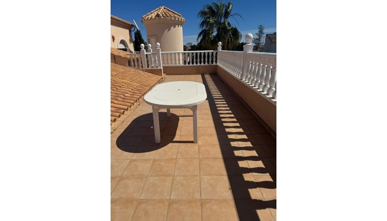 Resale - Chalet - Playa Flamenca