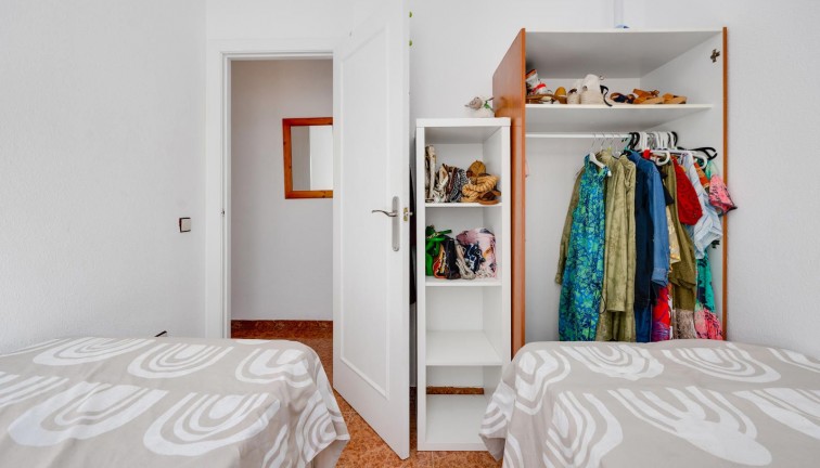 Återförsäljning -  Bostad - Översta våningen  - Torrevieja