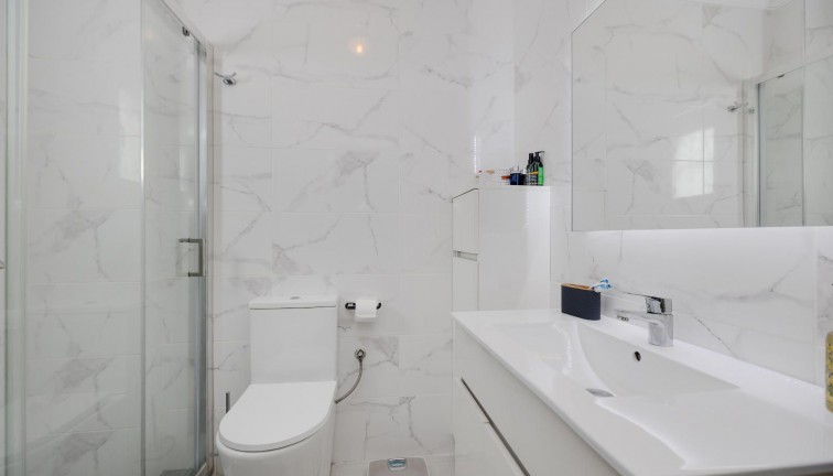 Återförsäljning -  Bostad - Översta våningen  - Torrevieja