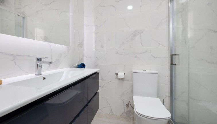 Resale - Apartment - Top Floor Apartment - Torrevieja