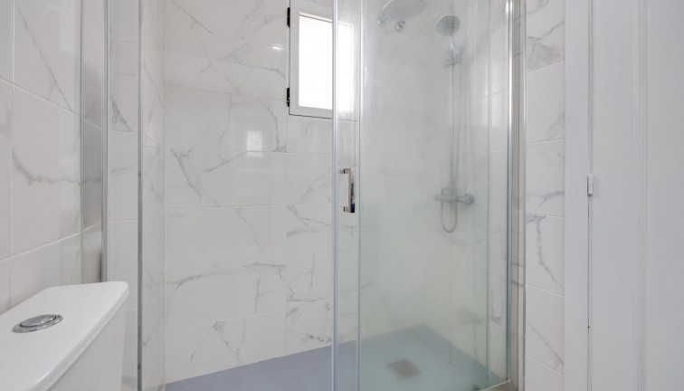 Resale - Apartment - Top Floor Apartment - Torrevieja