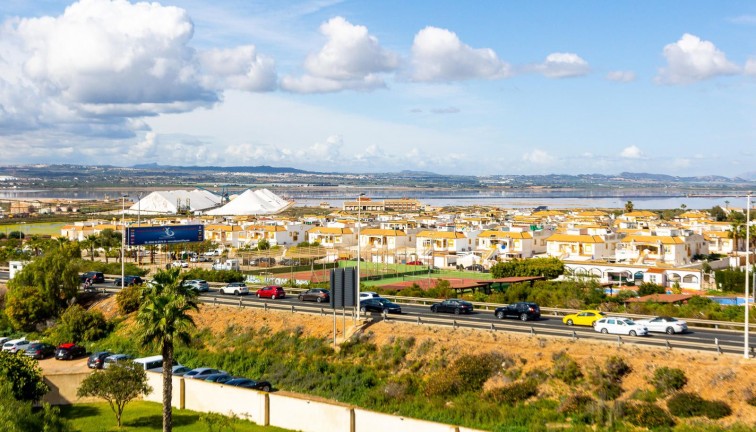 Resale - Apartment - Top Floor Apartment - Torrevieja