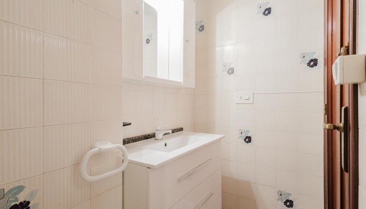 Jälleenmyynti - Asunto - Torrevieja - Acequion