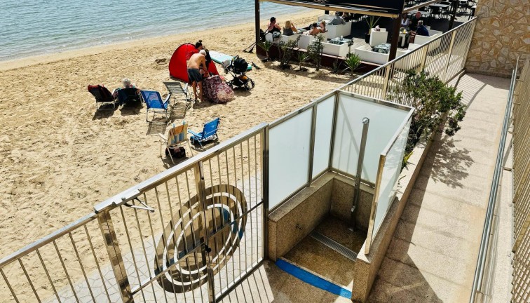 Jälleenmyynti - Asunto - Torrevieja - Acequion