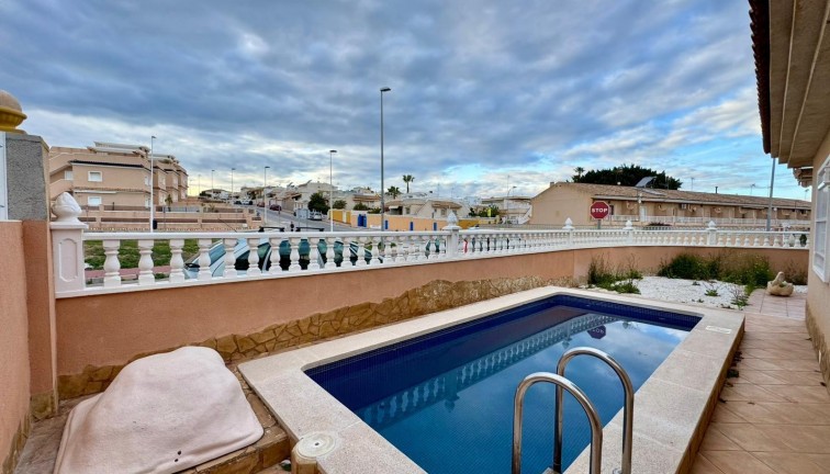 Reventa - Chalet - Torrevieja - Los Balcones
