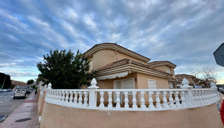 Reventa - Chalet - Torrevieja - Los Balcones
