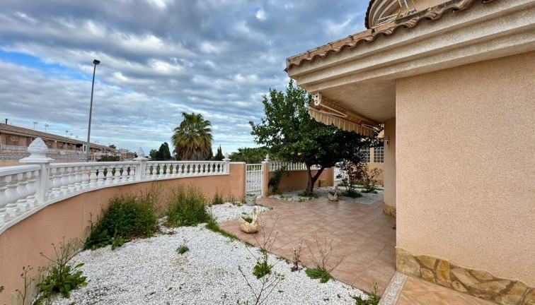 Reventa - Chalet - Torrevieja - Los Balcones