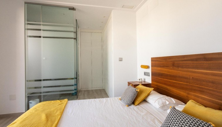 Jälleenmyynti - Erillistalo - Orihuela Costa - Los Altos