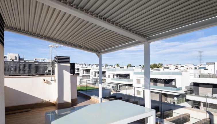 Jälleenmyynti - Erillistalo - Orihuela Costa - Los Altos