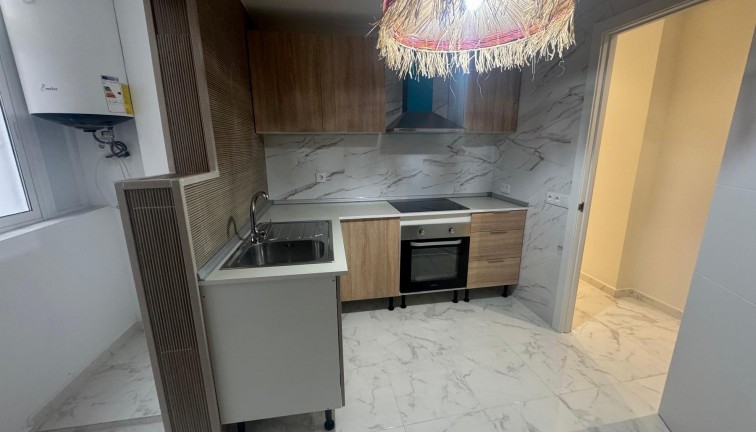 Resale - Apartment - Torrevieja