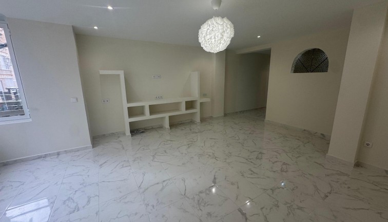 Resale - Apartment - Torrevieja