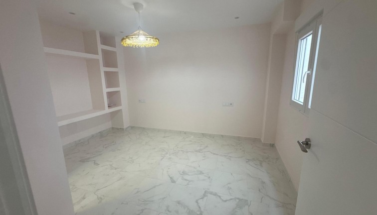 Resale - Apartment - Torrevieja