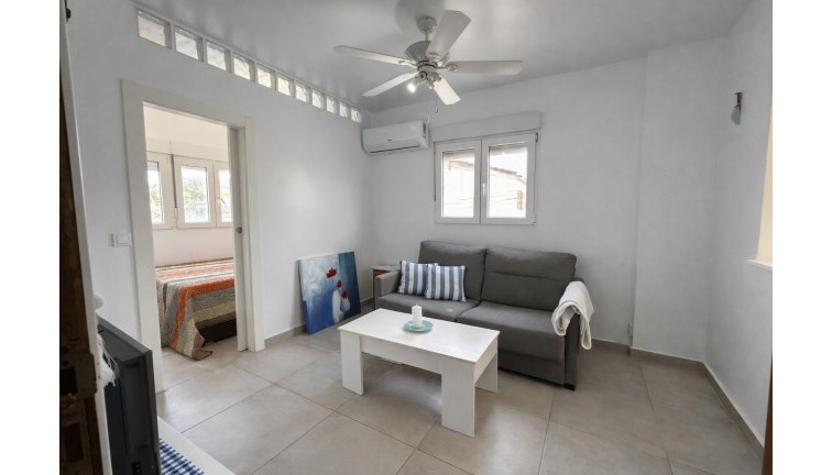 Jälleenmyynti - Yksiö - Torrevieja - Acequion